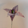 fleur de lys violette