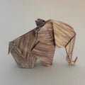 Éléphant origami plié à la main en papier imitation bois - orizuru Suisse